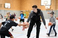 Basketball 2. Bundesliga 19/20 Tigers Tuebingen besuchen Geschwister-Scholl-Schule