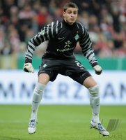 Fussball DFB Pokal 10/11 : Torwart Sebastian Mielitz (SV Werder Bremen)