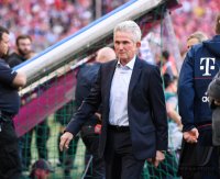 Fussball 1. Bundesliga Saison 17/18: FC Bayern Muenchen - SC Freiburg