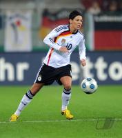 Frauen Nationalmannschaft : Linda Bresonik (GER)