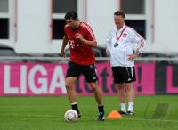 Fussball 1. Bundesliga: Trainer Louis van Gaal, Mark van Bommel (v. li., FCB)