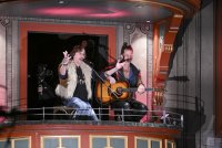 Schlager - Ikone Dieter Thomas Kuhn mit Minikonzert auf dem Tuebinger Marktplatz