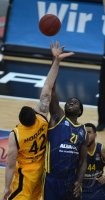 Basketball 1. Bundesliga 2011/2012:  Walter Tigers Tuebingen - Alba Berlin