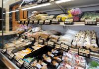 Fussball International  Club WM  Supermarkt in Tokio