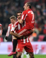 Fussball 1. Bundesliga : Franck Ribery Jubel nach seinem TOR zum 3:0 auf Hamit Altintop (FC Bayern Muenchen)