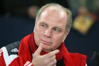 Fussball 1. Bundesliga: Bayern, HOENESS