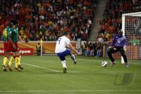FUSSBALL WM 2010, VORRUNDE:  Kamerun - Holland