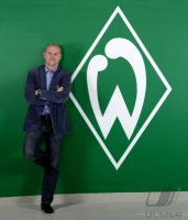 Fussball 1. Bundesliga Saison 12/13: Thomas Schaaf im exklusiven Pressefoto ULMER Shooting