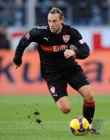 FUSSBALL 1. BUNDESLIGA: Stuttgart, SIMAK Einzelaktion