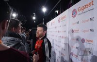 Offizielle Uebergabe der Gigaset ME Smartphones an den FC Bayern Muenchen