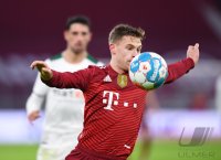 Fussball 1. Bundesliga Saison 21/22: FC Bayern Muenchen - Borussia Moenchengladbach