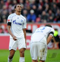 Fussball: 1. Bundesliga Saison 2010/2011: Leverkusen - Schalke