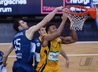 Basketball 1. Bundesliga  13/14:  Walter Tigers Tuebingen - EWE Baskets Oldenburg