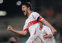 Fussball DFB Pokal 10/11 :   Matthieu Delpierre (VfB Stuttgart)