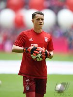 Fussball 1. Bundesliga Saison 14/15: Torwart Ivan Lucic (FC Bayern Muenchen)