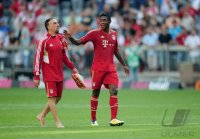 Fussball 1. Bundesliga, Saison 2011/2012:  FREUDE beim FC Bayern Muenchen