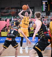 Basketball 2. Bundesliga 24/25: Tigers Tuebingen - Bozic Estriche Knights Kirchheim