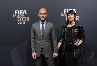 Fussball International  FIFA Ballon d Or 2011: Trainer Josep Guardiola (Barca)