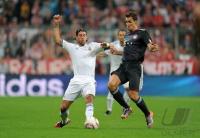 FUSSBALL Testspiel : SERGIO RAMOS (li, Real Madrid) gegen Miroslav Klose (re, FC Bayern Muenchen)