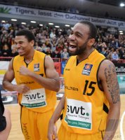Basketball 1. Bundesliga 2012/2013:  Walter Tigers Tuebingen -Artland Dragons