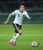 Fussball International EM 2012-Qualifikation:  Mesut OEZIL (Deutschland)