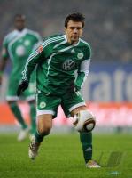 FUSSBALL, 1. BUNDESLIGA, 20. Spieltag: Wolfsburg, MISIMOVIC am Ball