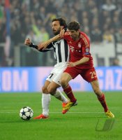 FUSSBALL INTERNATIONAL CHL VIERTELFINALE 12/13: Juventus Turin - FC Bayern Muenchen