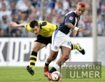 Fussball 1. Bundesliga: Dortmund - Berlin, Zweikampf