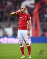 Fussball 1. Bundesliga Saison 16/17: FC Bayern Muenchen - VfL Wolfsburg
