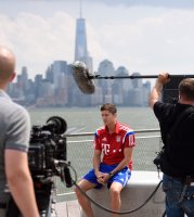 FUSSBALL 1. Bundesliga 14/15: Robert Lewandowski (FC Bayern Muenchen)