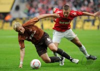 Fussball: 1. Bundesliga Saison 2010/2011: Koeln - St. Pauli