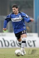 Fussball 1. Bundesliga: Arminia Bielefeld - VfB Stuttgart, Einzelaktion am Ball.