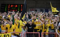 Basketball 1. Bundesliga 2012/2013:  Walter Tigers Tuebingen - FC Bayern Muenchen