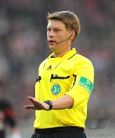 Fussball 1. Bundesliga  Saison 11/12: Schiedsrichter Christian Dingert