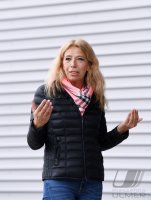 Uebergabe Corona-Schnelltests:  DRK-Kreisvorsitzende /  Aerztin Dr. Lisa Federle