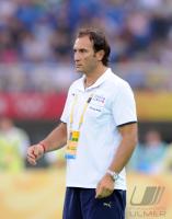 FUSSBALL  Olympia 2008   Vorrunde  Maenner Kamerun - Italien