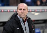 Fussball 1. Bundesliga Saison 14/15: Trainer Thomas Schaaf (Eintracht Frankfurt)