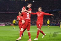 Fussball 1. Bundesliga Saison 19/20: FC Bayern Muenchen - Borussia Dortmund