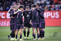 Fussball UEFA Youth League 23/24:  FC Bayern Muenchen - Olympiakos Piraeus