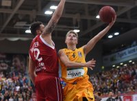 Basketball 1. Bundesliga 15/16 Hauptrunde: Walter Tigers Tuebingen - Brose Baskets Bamberg