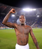 FUSSBALL SERIE A:  JUBEL nach dem Sieg , Djibril Cisse (Lazio Rom)