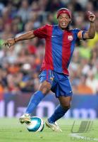 Fussball, Primera Division, Barcelona: RONALDINHO Einzelaktion