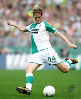 Fussball 1. Bundesliga: Werder, BOROWSKI Einzelaktion