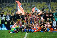 FUSSBALL UEFA SUPERCUP :  Atletico  JUBEL mit dem POKAL