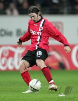 Fussball 1. Bundesliga: Frankfurt, AMANATIDIS Einzelaktion am Ball