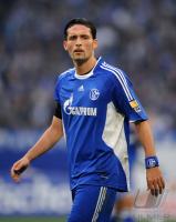 FUSSBALL, 1. BUNDESLIGA, 13. Spieltag: Schalke, KURANYI