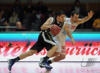 Basketball 1. Bundesliga 2011/2012: s Oliver Baskets Wuerzburg -  Walter Tigers Tuebingen