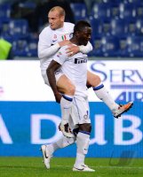 FUSSBALL SERIE A: JUBEL Wesley Sneijder auf Sulley Muntari  (Inter)