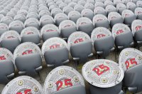 Fussball, 1. Bundesliga  Saison 13/14: Meisterschalen in der Allianz Arena