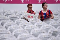 Fussball, 1. Bundesliga  Saison 13/14: Meisterschalen in der Allianz Arena